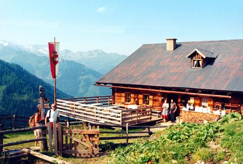 Draugsteinalm-Steinmannhütte