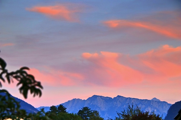 Ferienwohnung Kaiserblick - Abendrot über dem Kaisergebirge