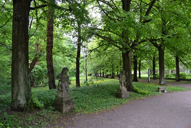 Entlang der Allee