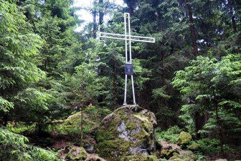 Kreuz Großer Stiftungsberg 897m
