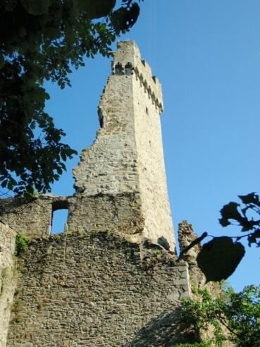 Bergfried ~415m