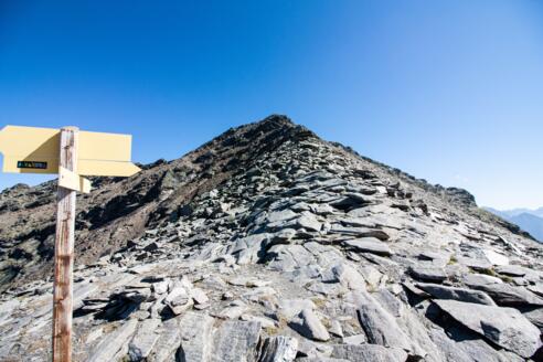 Blick von der Feilerscharte zum Gipfel des Fundusfeiler