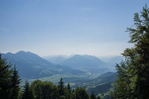 Blick von der Feldkircher Hütte in den Walgau