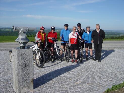 Biker am Paschinger Hügel