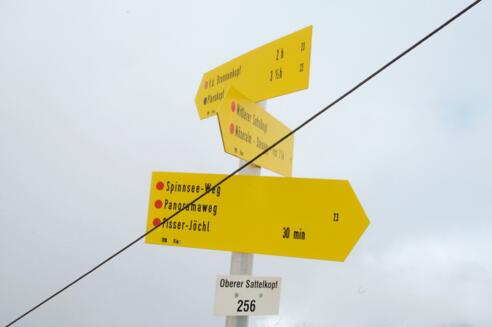 Schildersäule Oberer Sattelkopf F110