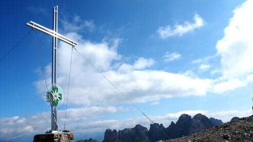 Simonskopf 2.687m, Kreuz