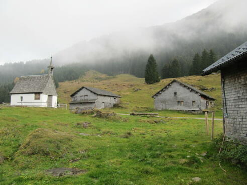 Hauseralpe mit Kapelle