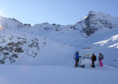 Blick zurück von der letzten Tafel auf die Variante "Weißseejoch"