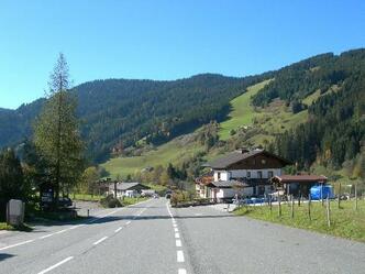 Beginn der Tour auf Asphalt