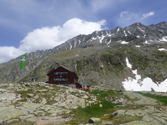 Die Zittauerhütte ...