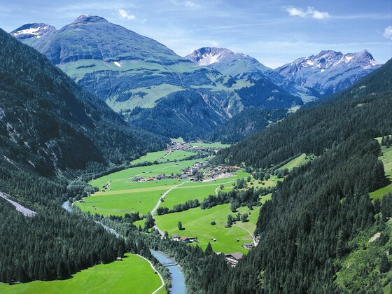 Dorf mit Pimig