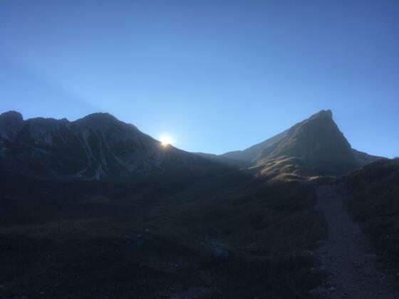 Sonnenuntergang mit Rote Spitze