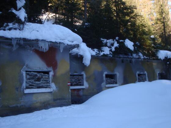 Befestigungsanlagen an der Grenze