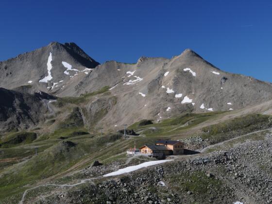Hexenseehütte mit Minderskopf