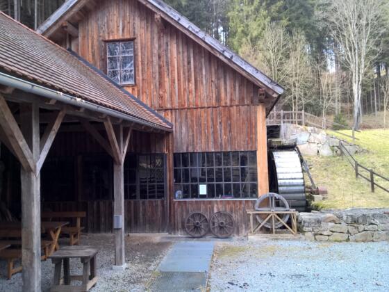 Revitalisierter Schmiedehammer