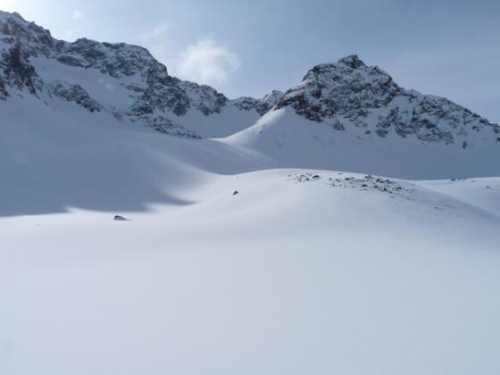 Einsamkeit pur. Der weitere Aufstieg führt in das linke Kar zum ehemaligen Muschenferner.
