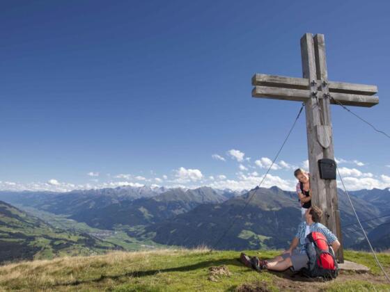 Vom Resterkogel hat man einen traumhaften Weitblick auf die 266 Dreitausender der Nationalparks Hohe Tauern