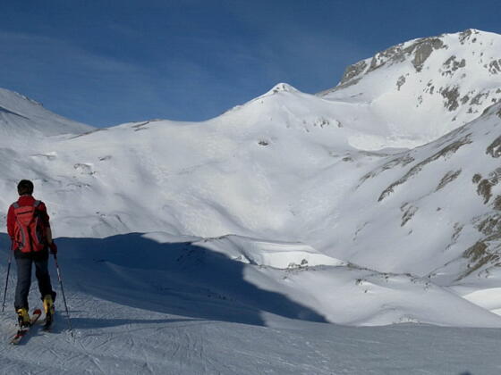 hinab ins Becken zwischen Eiskogel und Schartwand