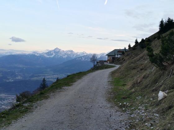 Ich versteh die vielen Biker .... Höttinger Alm ist immer ein Genuss!