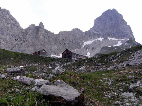 Lamsenjochhütte und -spitze (26.07.2010)