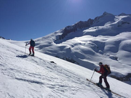 Im Bereich der Hütte mit Blick auf den Großvenediger