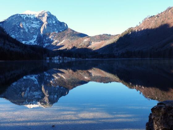 Blick über den Langbathsee zum Brunnkogel