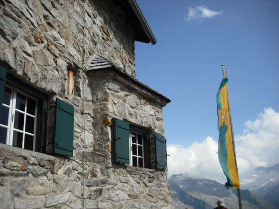 Den Nachmittag verbringt man am besten auf der Sonnenterrasse.