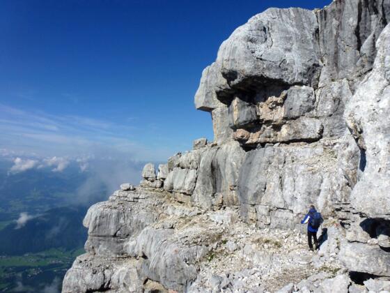 Eindrucksvoll sind die Felsen des Gipfelstocks des Mitterhorns.