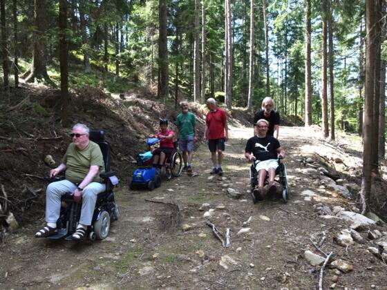 Mit dem Rollstuhl zum Braunberg Ostgipfel