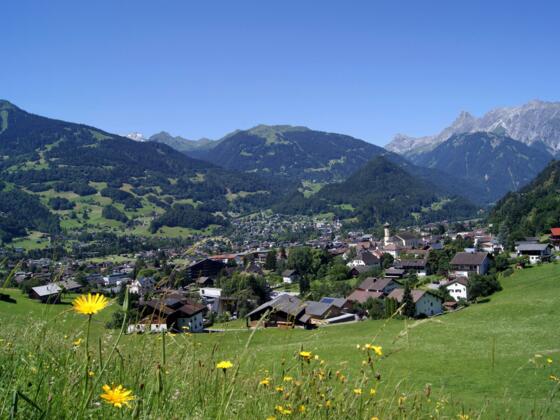 Ausblick vom Hofweg auf Schruns-Tschagguns