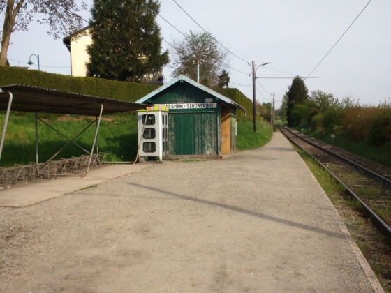 Hst. Straßham 285m