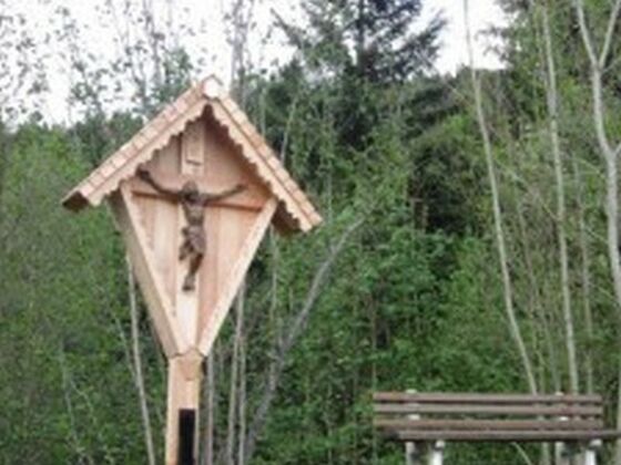 Das Wegkreuz beim Mandlhof wurde 2013 errichtet