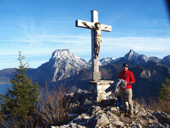Kleiner Sonnstein 923m mit Traunstein im Hinergrund.