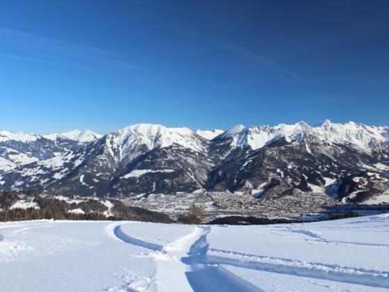 Etwas oberhalb von der Skihütte Fuchsbau genießt man einen sensationellen Blick auf Bludenz.