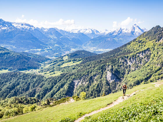 Ausblick vom Scheibenkaser über den Berchtesgadener Talkessel zum Watzmann