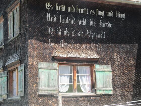 Inschrift auf einem der letzten Walserhöfe in Furx