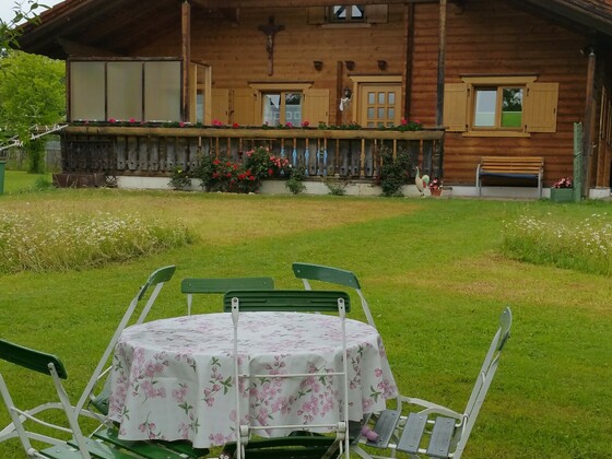 Almhütte mit Garten