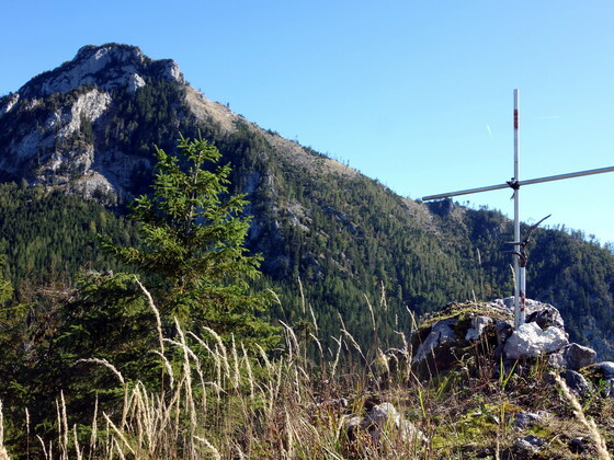 Langriedleck-Kreuz 1031m mit Hutkogel