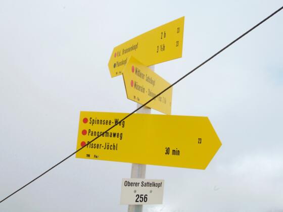 Schildersäule Oberer Sattelkopf F110