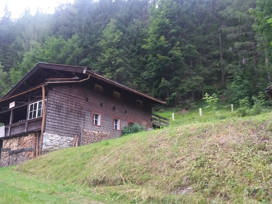 Unbewirtschaftete Talsenalm am WaiWi,  959 m.