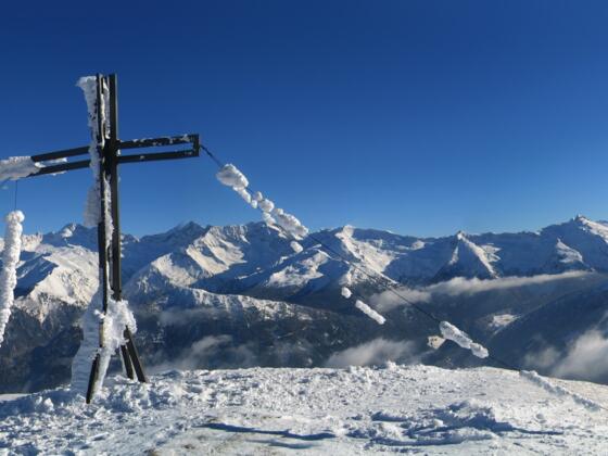 Herrlicher Ausblick von Gipfel