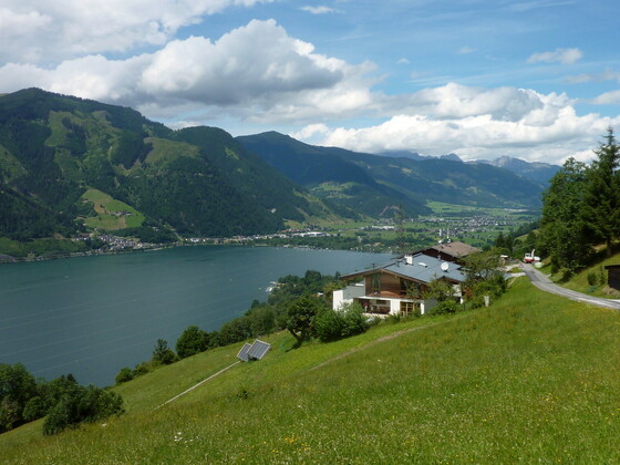 Vorbei am Zeller See