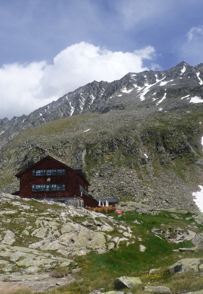 Die Zittauerhütte ...