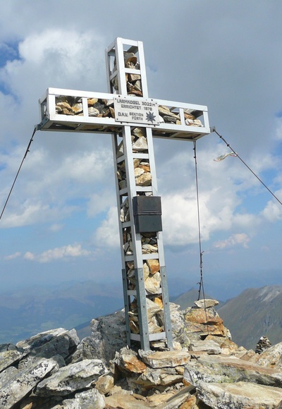 Gipfelkreuz Larmkogel 
