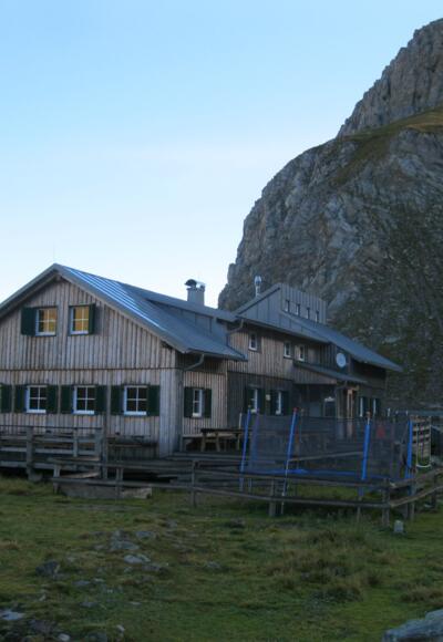 Obstanserseehütte