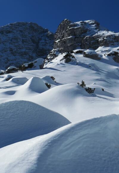 Die große Schneegrube unter dem Ochsenhorn