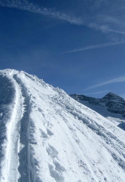 Schmaler Grat zum höchsten Punkt des Hohen Napf
