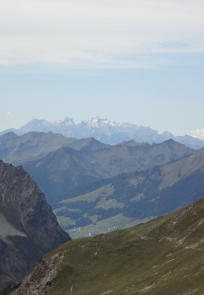 Blick vom Fürggele auf den Weiterweg und die Alpsteingruppe