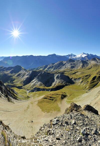 Wunderschön und bizarr zugleich ist die Gegend rund um den Junssee