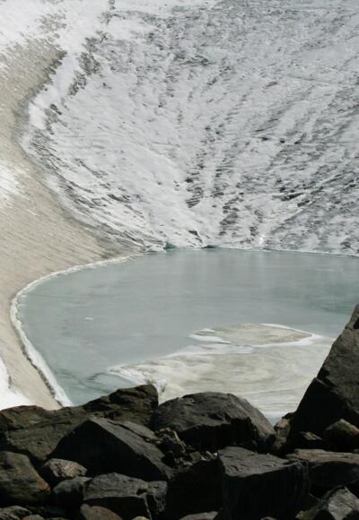Gletschersee am Weg zum Hinteren Daunkopf